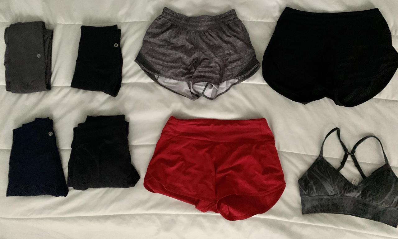 Lululemon click and collect