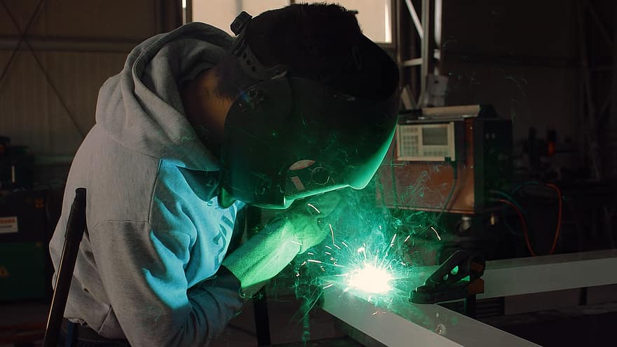 Evaluation of the Effect of Fe2O3 as a Sintering Additive on ...