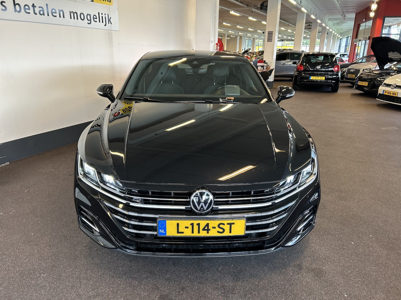 Volkswagen Arteon 2.0 TSI 3X R-Line | Facelift | Adaptieve cruise ... Volkswagen Arteon 2.0 TSI 3X R-Line | Facelift | Adaptieve cruise ...